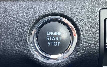 Toyota Harrier, 2019 год, 2 190 000 рублей, 10 фотография