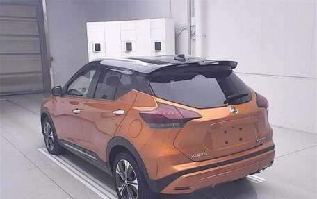 Nissan Kicks I, 2020 год, 1 700 000 рублей, 2 фотография