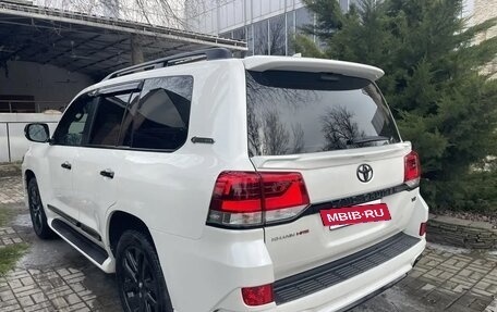 Toyota Land Cruiser 200, 2018 год, 5 750 000 рублей, 5 фотография