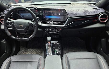 Chevrolet Trax, 2023 год, 1 610 000 рублей, 7 фотография