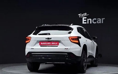 Chevrolet Trax, 2023 год, 1 610 000 рублей, 4 фотография