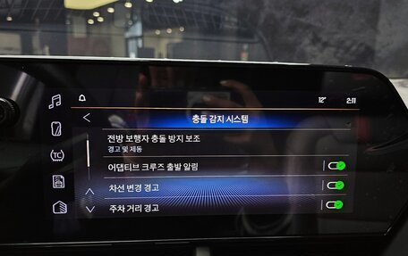 Chevrolet Trax, 2023 год, 1 610 000 рублей, 14 фотография