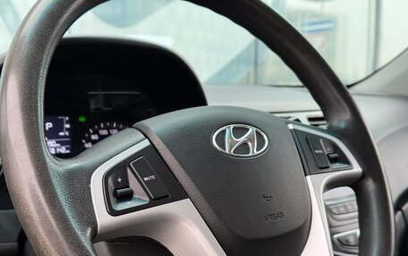 Hyundai Solaris II рестайлинг, 2011 год, 837 000 рублей, 12 фотография