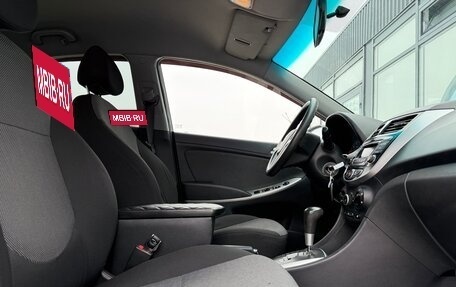 Hyundai Solaris II рестайлинг, 2011 год, 837 000 рублей, 7 фотография