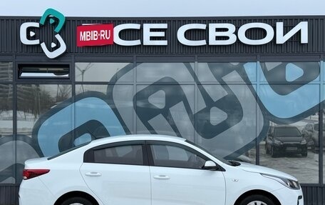 KIA Rio IV, 2018 год, 1 227 000 рублей, 8 фотография