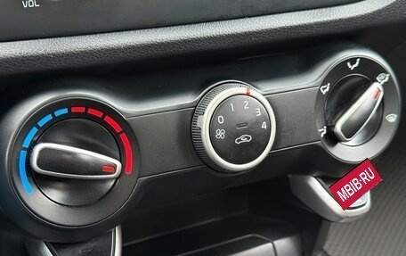 KIA Rio IV, 2018 год, 1 227 000 рублей, 18 фотография