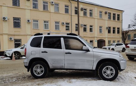 Chevrolet Niva I рестайлинг, 2012 год, 530 000 рублей, 3 фотография