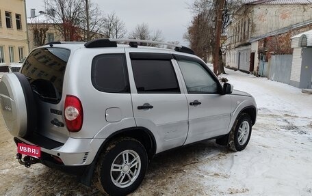 Chevrolet Niva I рестайлинг, 2012 год, 530 000 рублей, 6 фотография