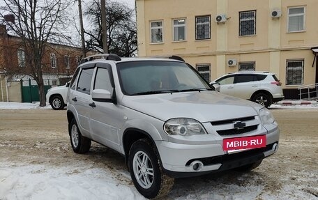Chevrolet Niva I рестайлинг, 2012 год, 530 000 рублей, 8 фотография