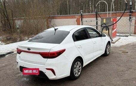 KIA Rio IV, 2020 год, 850 000 рублей, 2 фотография