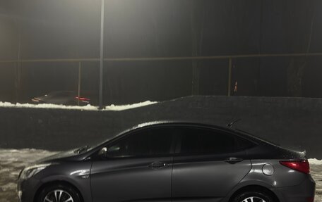 Hyundai Solaris II рестайлинг, 2014 год, 900 000 рублей, 8 фотография