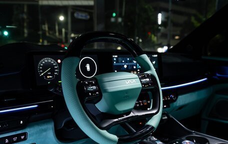 KIA Carnival, 2025 год, 9 200 469 рублей, 3 фотография