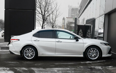 Toyota Camry, 2018 год, 3 020 000 рублей, 4 фотография