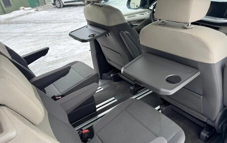 Volkswagen Multivan T6 рестайлинг, 2022 год, 3 200 000 рублей, 14 фотография