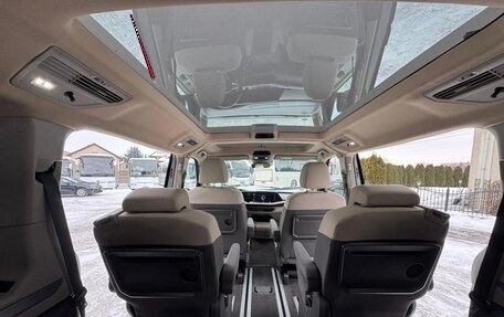 Volkswagen Multivan T6 рестайлинг, 2022 год, 3 200 000 рублей, 12 фотография