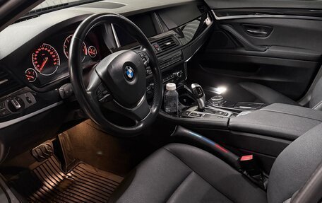 BMW 5 серия, 2014 год, 2 399 000 рублей, 18 фотография