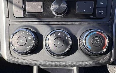 Toyota Corolla, 2015 год, 990 000 рублей, 9 фотография