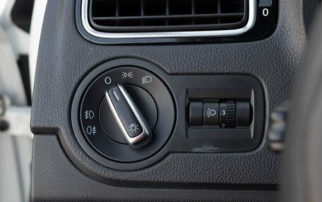 Volkswagen Polo VI (EU Market), 2018 год, 1 085 000 рублей, 17 фотография