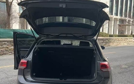 Volkswagen Golf VIII, 2023 год, 2 110 000 рублей, 11 фотография