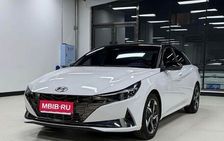 Hyundai Elantra, 2023 год, 1 650 000 рублей, 1 фотография