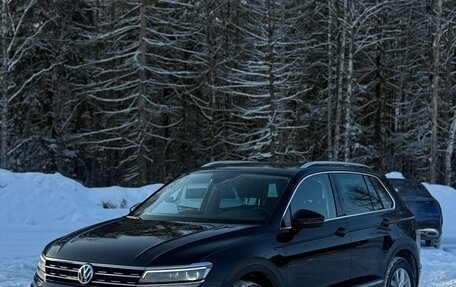 Volkswagen Tiguan II, 2019 год, 3 390 000 рублей, 2 фотография