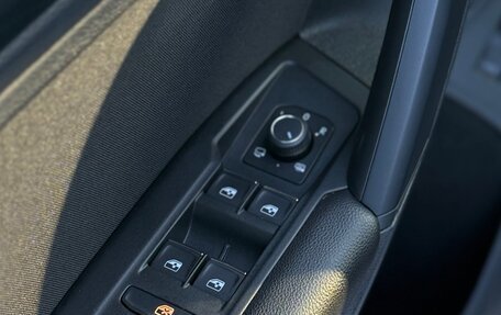 Volkswagen Tiguan II, 2019 год, 3 390 000 рублей, 13 фотография