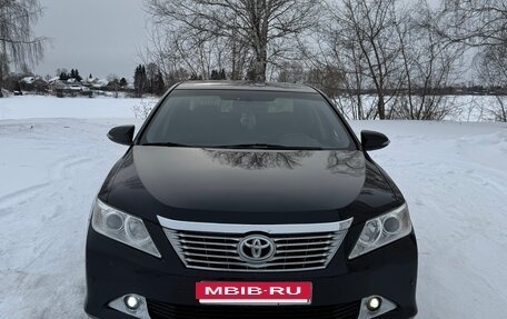 Toyota Camry, 2013 год, 1 270 000 рублей, 11 фотография
