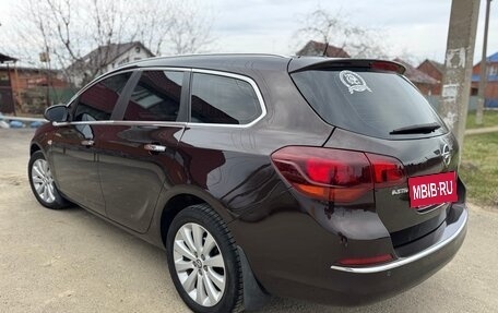 Opel Astra J, 2013 год, 920 000 рублей, 5 фотография