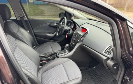 Opel Astra J, 2013 год, 920 000 рублей, 13 фотография