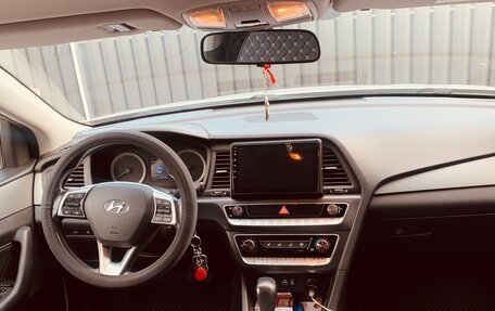Hyundai Sonata VII, 2019 год, 2 100 000 рублей, 5 фотография