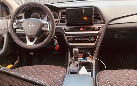 Hyundai Sonata VII, 2019 год, 2 100 000 рублей, 6 фотография