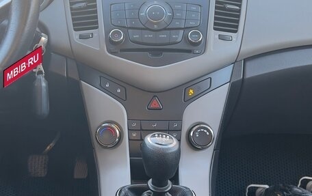 Chevrolet Cruze II, 2012 год, 620 000 рублей, 7 фотография