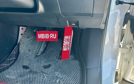 Lexus RX IV рестайлинг, 2016 год, 4 500 000 рублей, 19 фотография