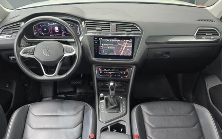 Volkswagen Tiguan II, 2018 год, 2 520 000 рублей, 9 фотография