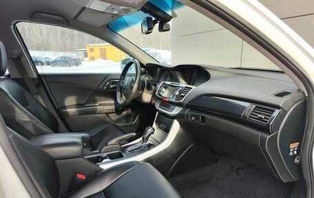 Honda Accord IX рестайлинг, 2013 год, 1 569 000 рублей, 11 фотография