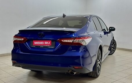 Toyota Camry, 2021 год, 3 596 000 рублей, 6 фотография