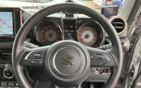 Suzuki Jimny, 2022 год, 1 850 000 рублей, 8 фотография