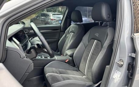 Volkswagen Golf VIII, 2022 год, 1 700 000 рублей, 7 фотография