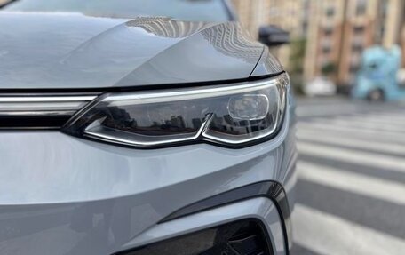 Volkswagen Golf VIII, 2022 год, 1 700 000 рублей, 6 фотография