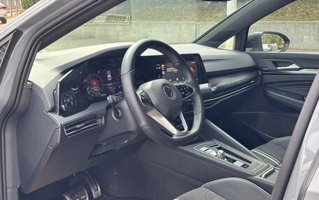 Volkswagen Golf VIII, 2022 год, 1 700 000 рублей, 9 фотография