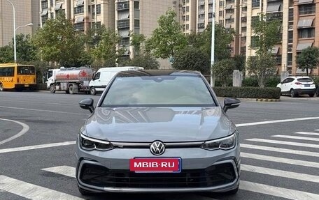 Volkswagen Golf VIII, 2022 год, 1 700 000 рублей, 3 фотография