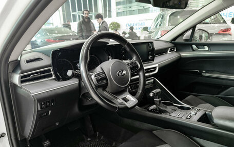 KIA K5, 2021 год, 2 450 000 рублей, 20 фотография