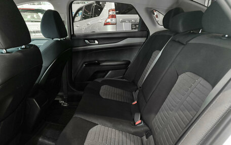 KIA K5, 2021 год, 2 450 000 рублей, 15 фотография