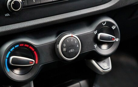 KIA Rio IV, 2019 год, 1 650 000 рублей, 25 фотография