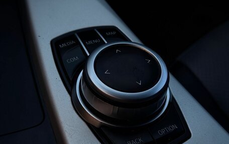 BMW 3 серия, 2019 год, 2 015 000 рублей, 22 фотография