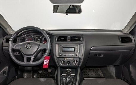 Volkswagen Jetta VI, 2015 год, 1 330 000 рублей, 13 фотография