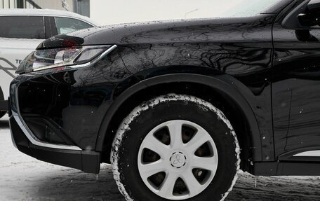 Mitsubishi Outlander III рестайлинг 3, 2020 год, 2 499 900 рублей, 9 фотография