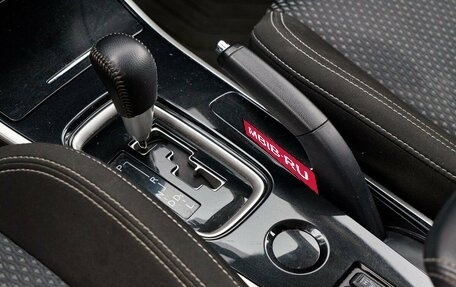 Mitsubishi Outlander III рестайлинг 3, 2020 год, 2 499 900 рублей, 16 фотография