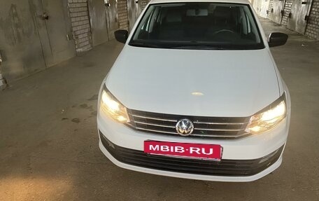 Volkswagen Polo VI (EU Market), 2018 год, 1 050 000 рублей, 4 фотография