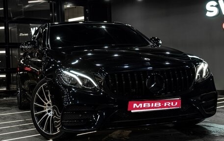 Mercedes-Benz E-Класс, 2016 год, 3 000 000 рублей, 4 фотография